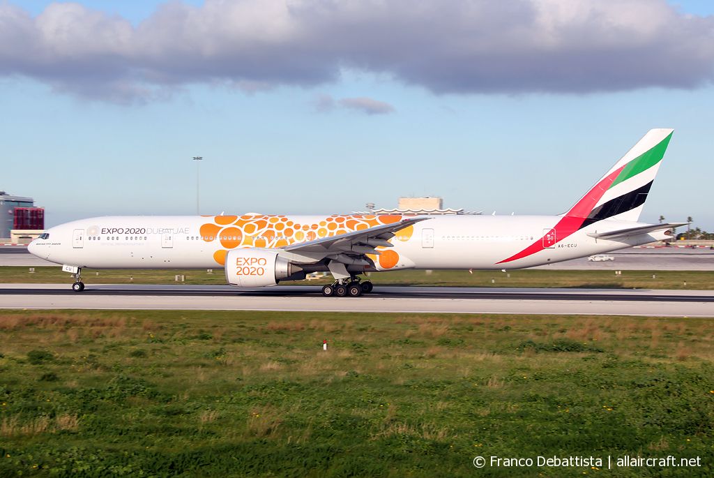A6-ECU (35593) 2009 Boeing 777-31H(ER)