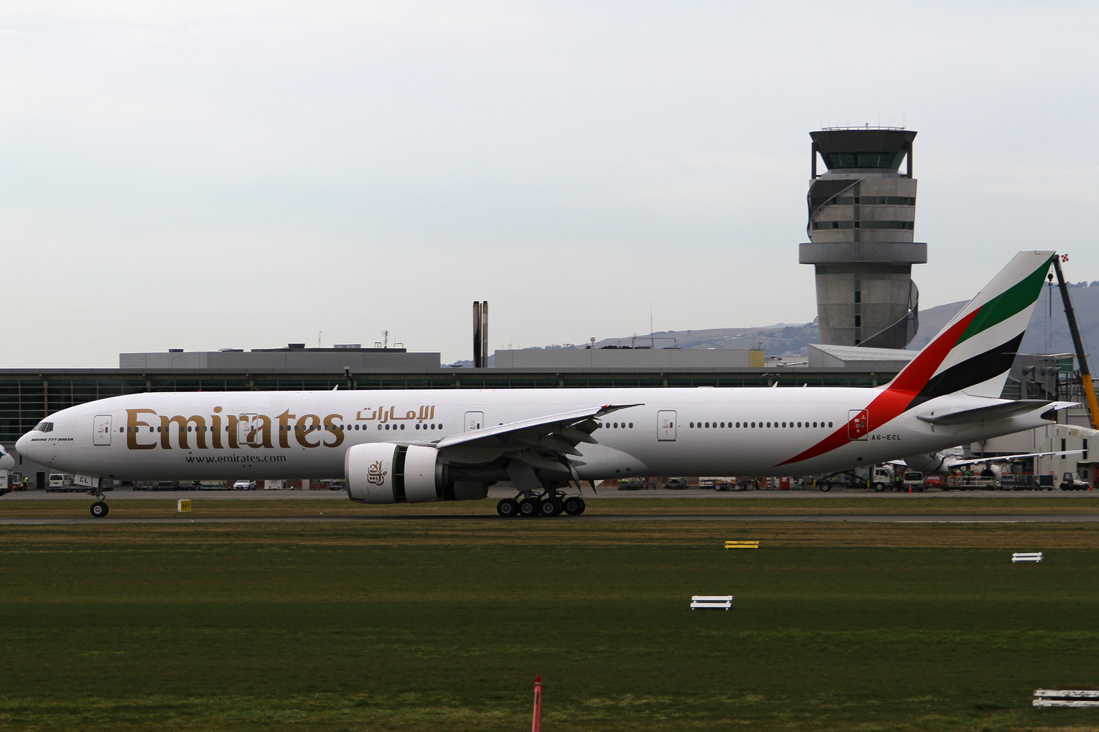A6-ECL · Boeing 777-36N/ER · (CHC / NZCH)