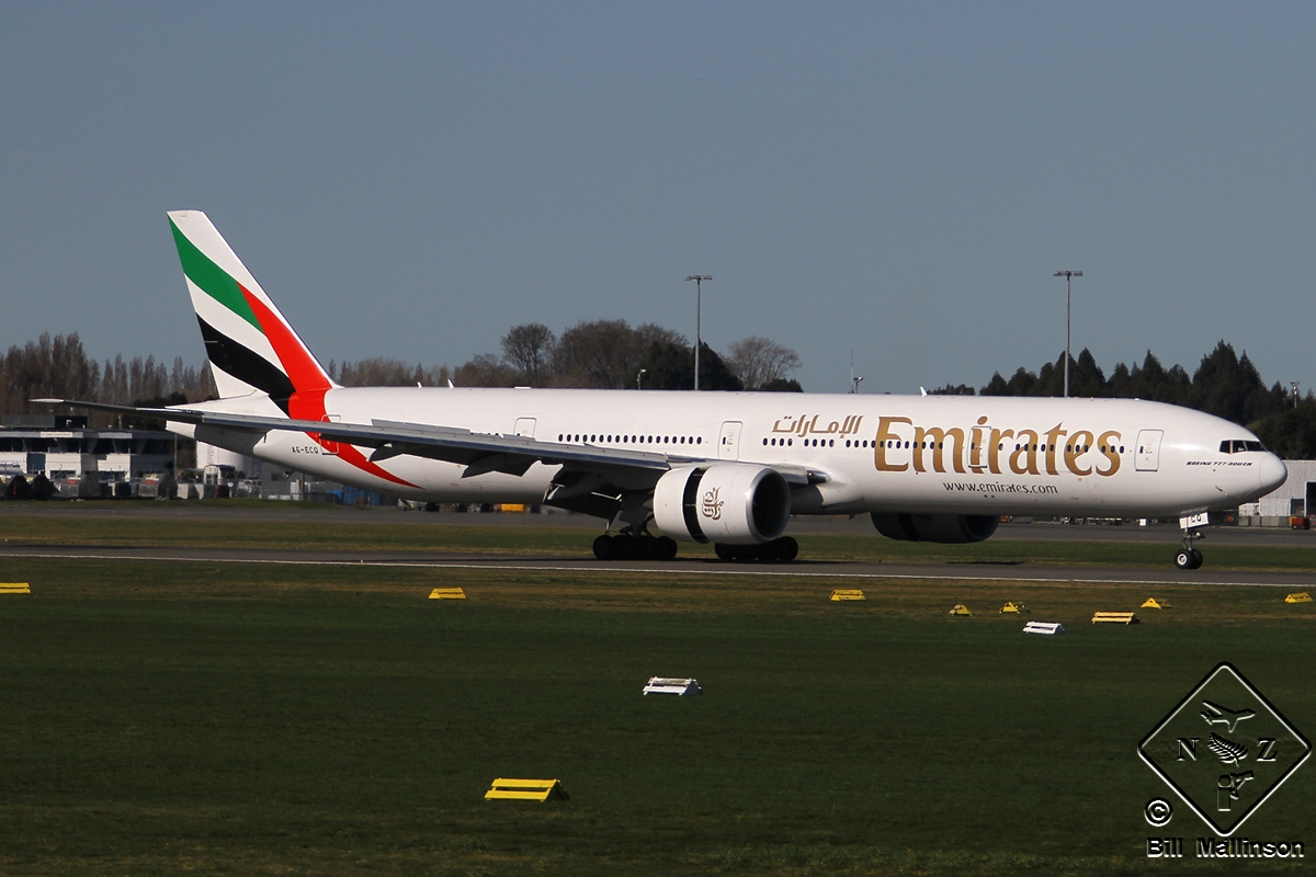 A6-ECQ (35588) 2009 Boeing 777-31H(ER)