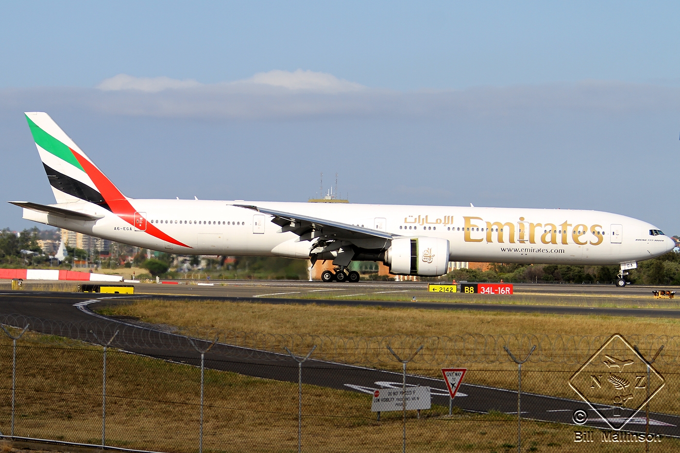 A6-EGA (38984) 2010 Boeing 777-31H(ER)