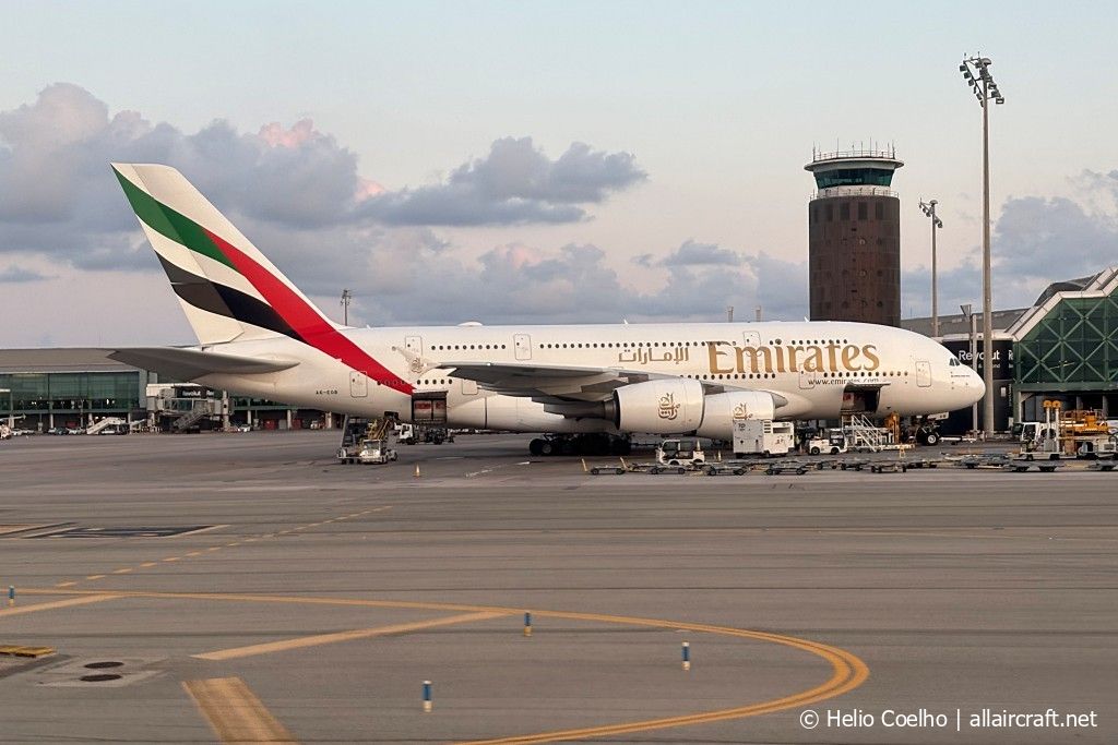 A6-EOB (164) 2014 Airbus A380-861