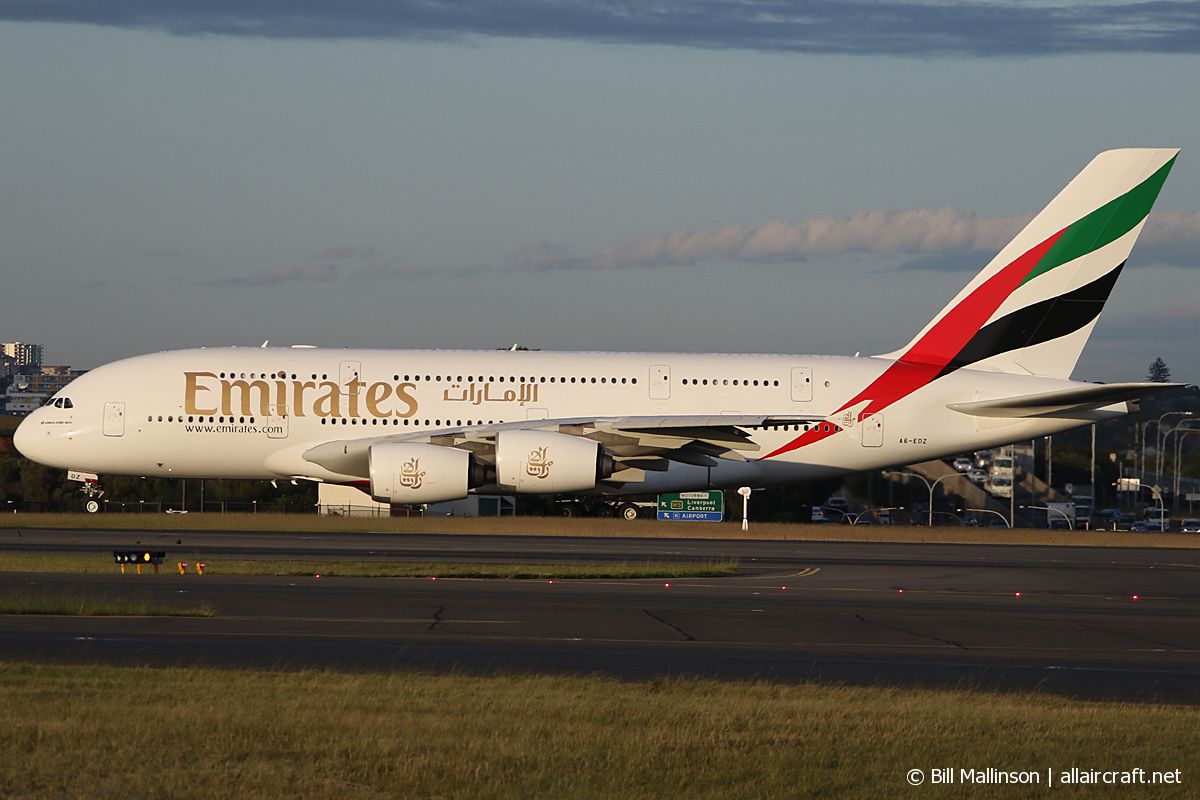 A6-EDZ (107) 2012 Airbus A380-861