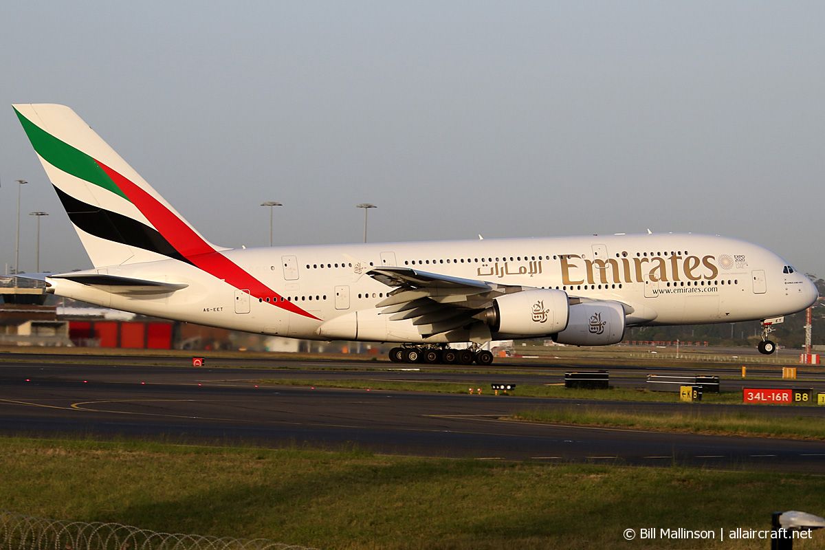 A6-EET (142) 2013 Airbus A380-861
