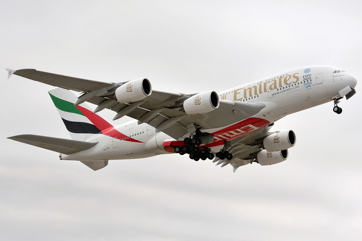 A6-EER · Airbus A380-861 · (BCN / LEBL)