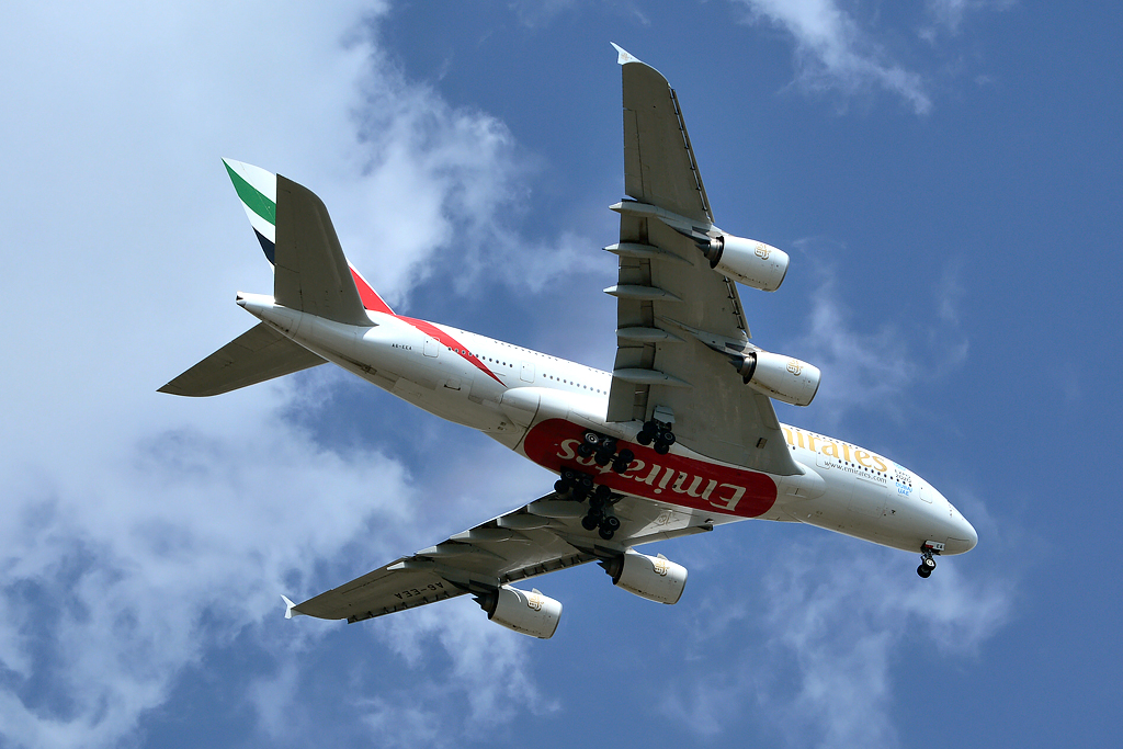 A6-EER · Airbus A380-861 · (BCN / LEBL)