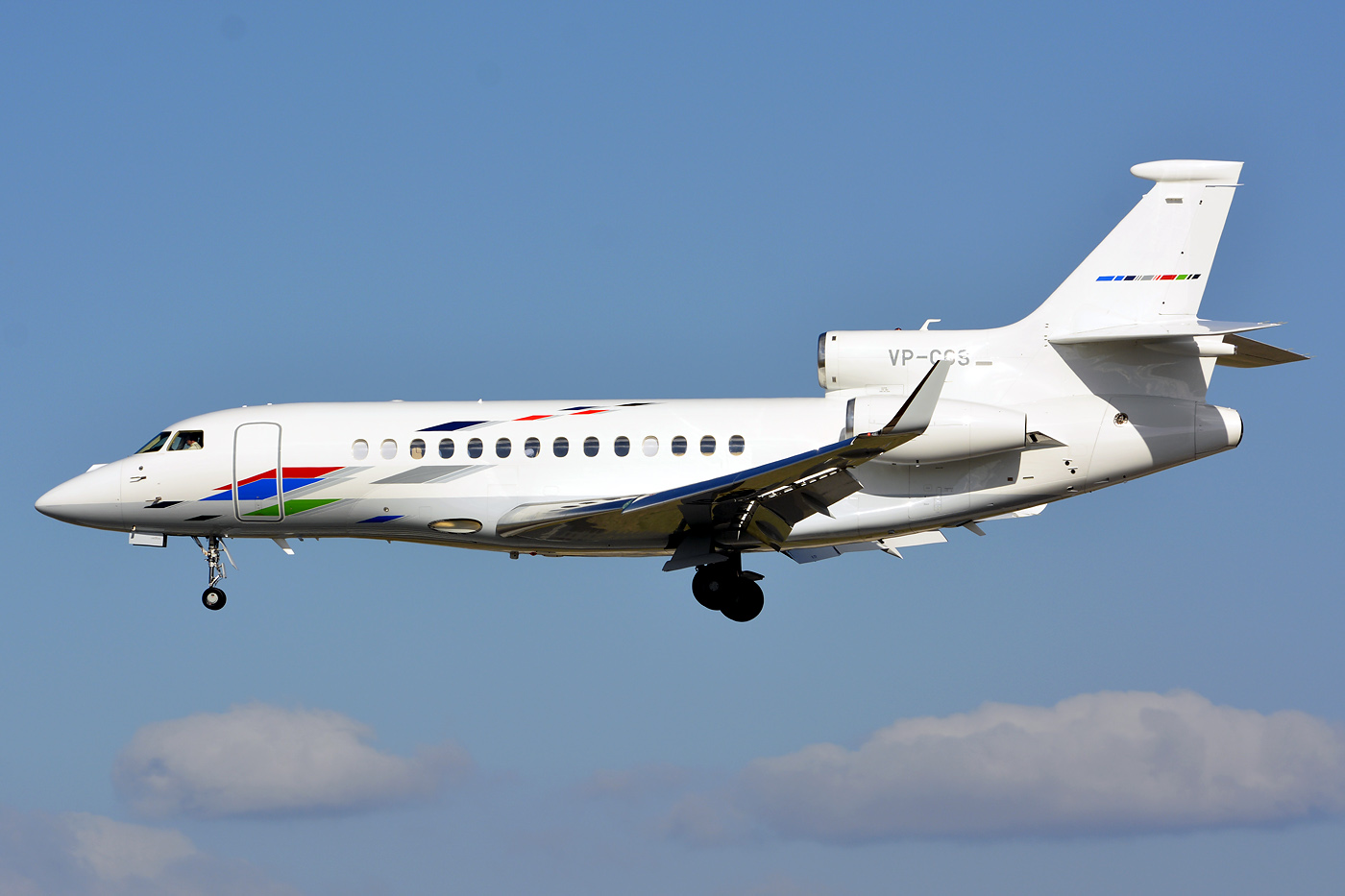 VP-CGS · Dassault Falcon 7X · (LIS / LPPT)