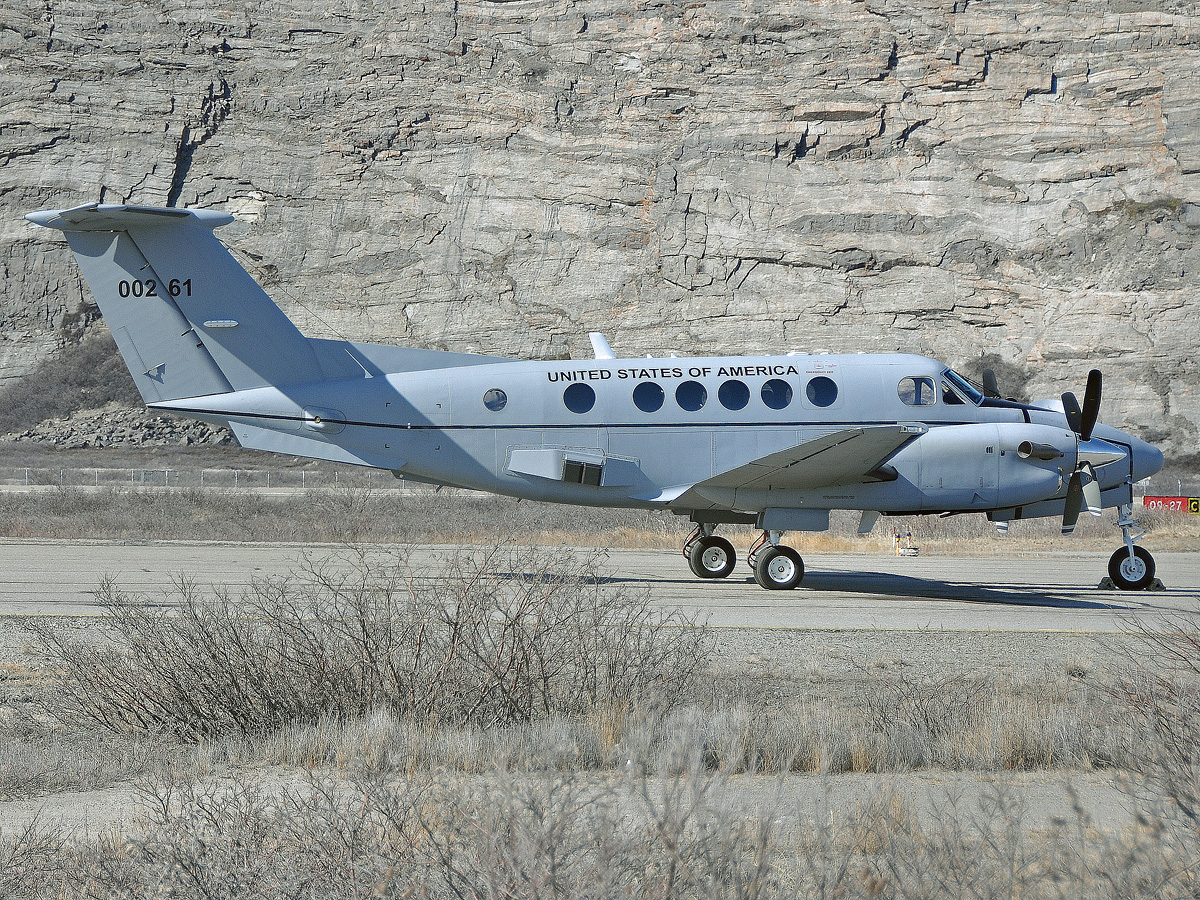 10-00261 · Beechcraft C-12V Huron · (SFJ / BGSF)