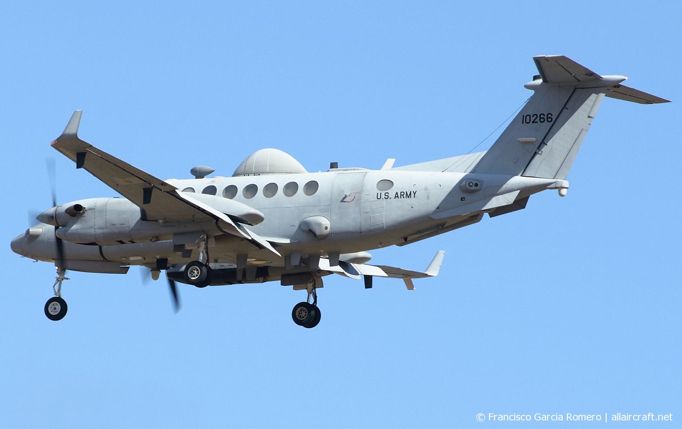 11-00266 · Beechcraft MC-12S EMARSS · (LPA / GCLP)