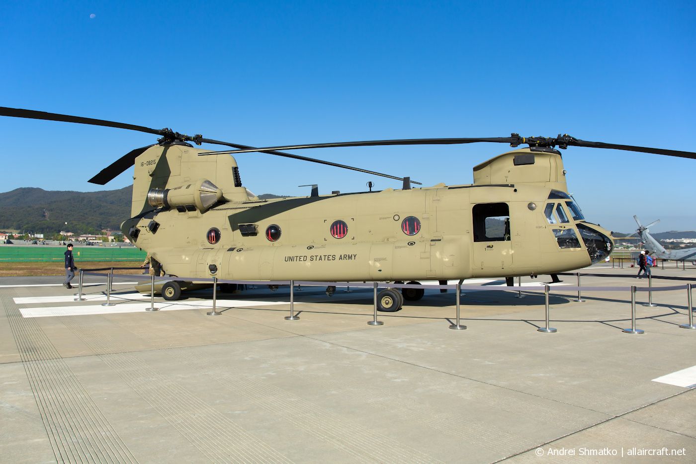 16-08215 · Boeing CH-47F Chinook · (SSN / RKSM)