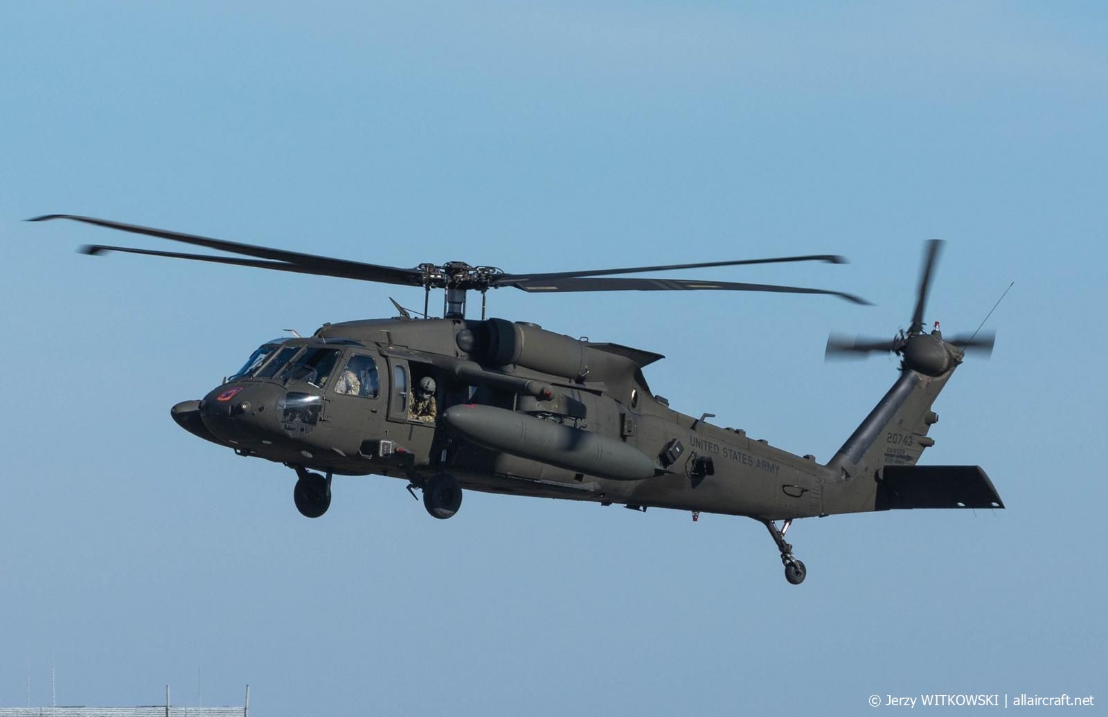 15-20743 Sikorsky UH-60M Black Hawk