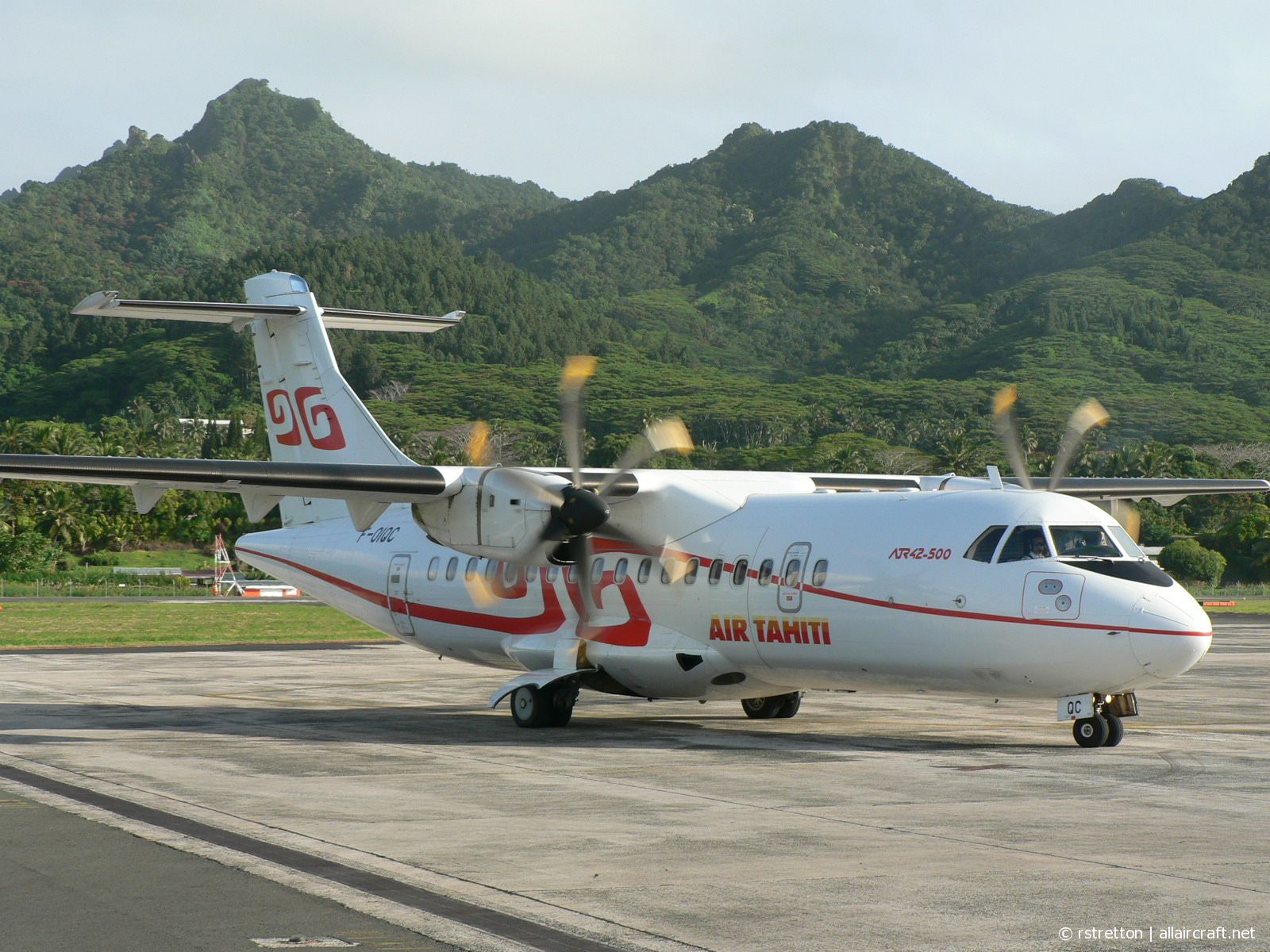 F-OIQC (627) 2006 ATR-42-500