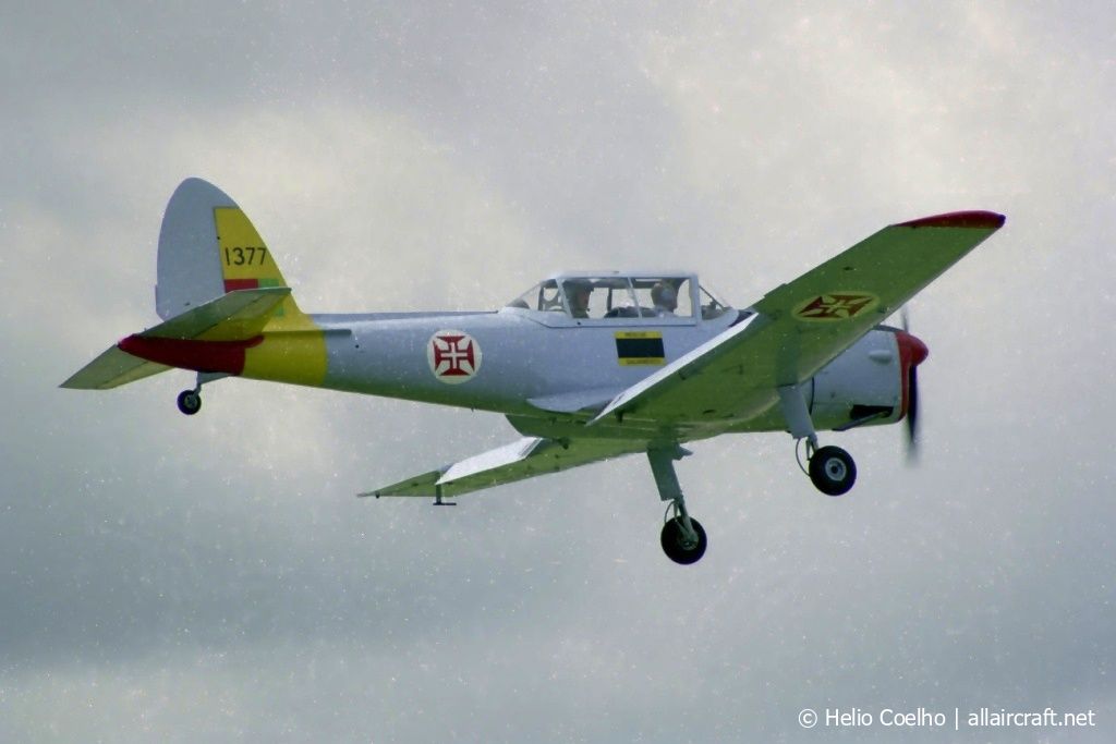 1377 / G-BARS 1952 DeHavilland DHC-1 Chipmunk T.10