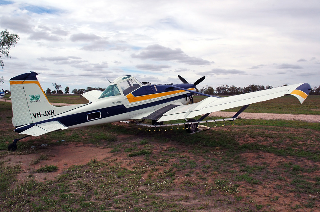 VH-JXH (188-03085T) Cessna A188B-A1 Ag Truck