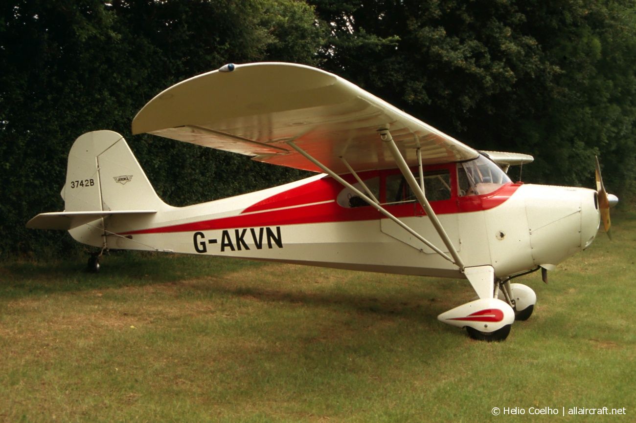 G-AKVN (11AC-469) 1946 Aeronca 11AC Chief