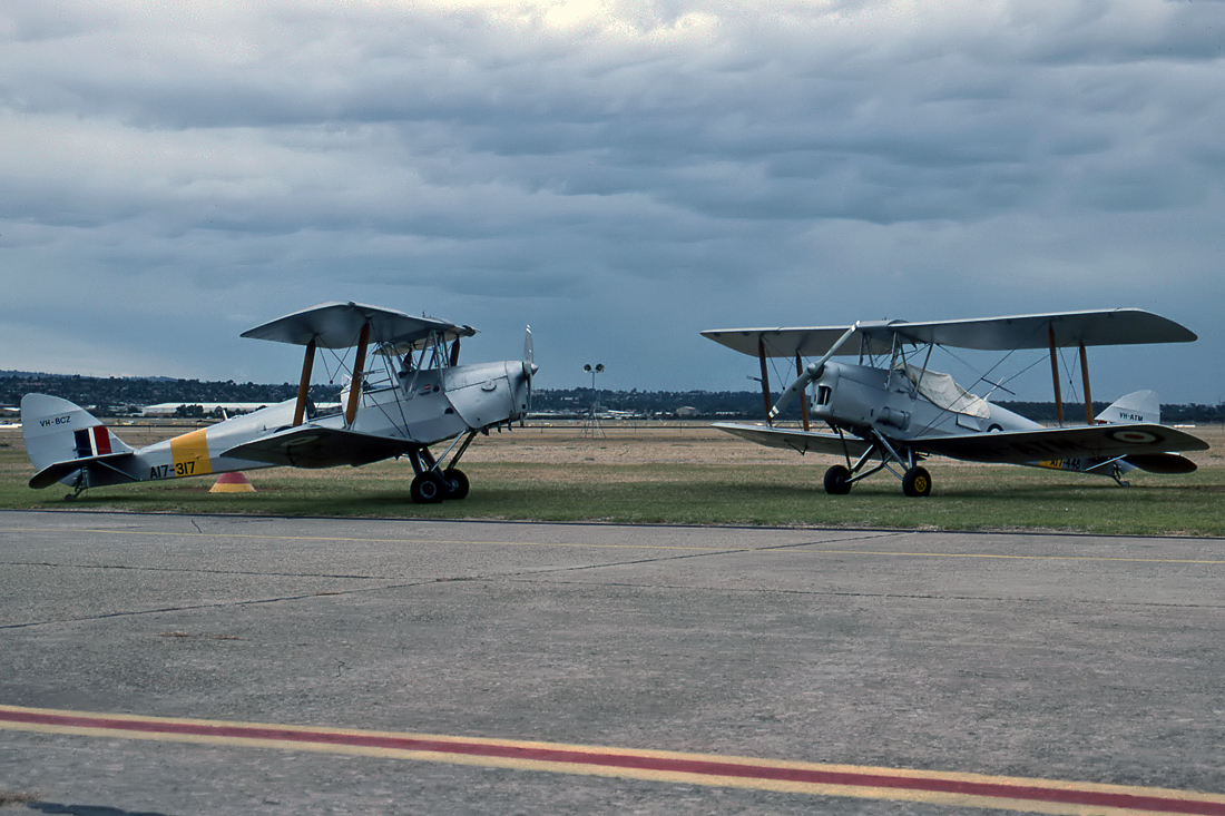 VH-ATM (DHA651) 1941 DeHavilland DH-82A Tiger Moth