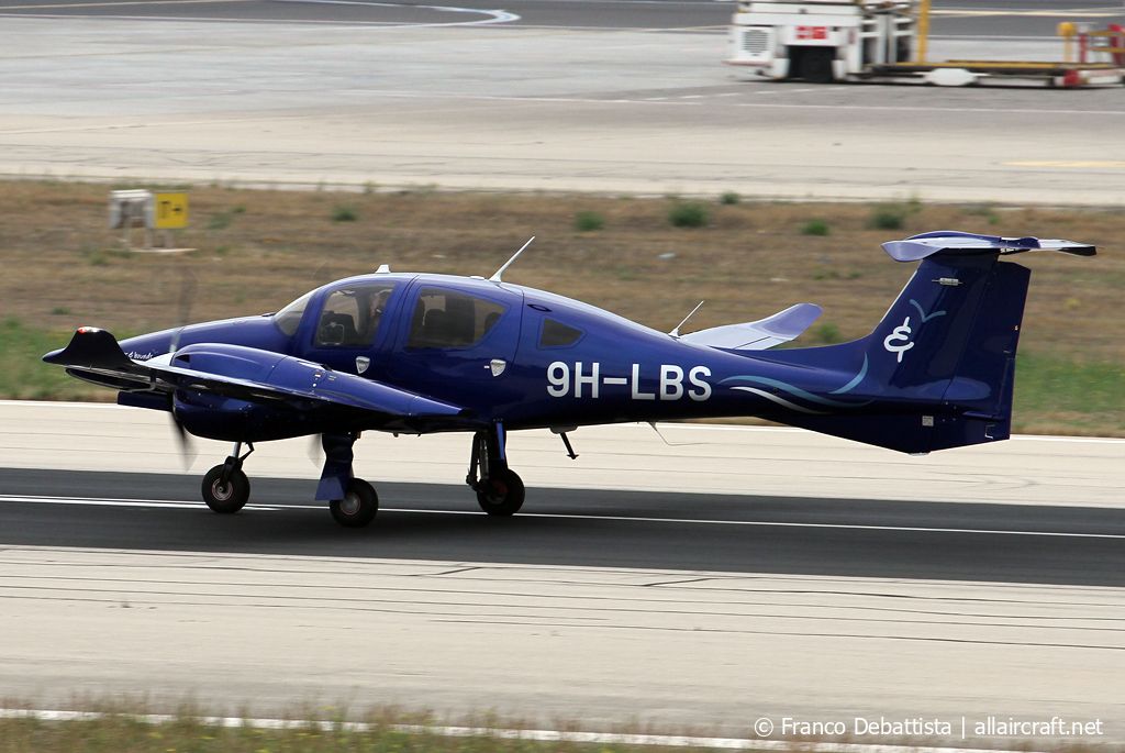 9H-LBS · Diamond DA-62 · (MLA / LMML)