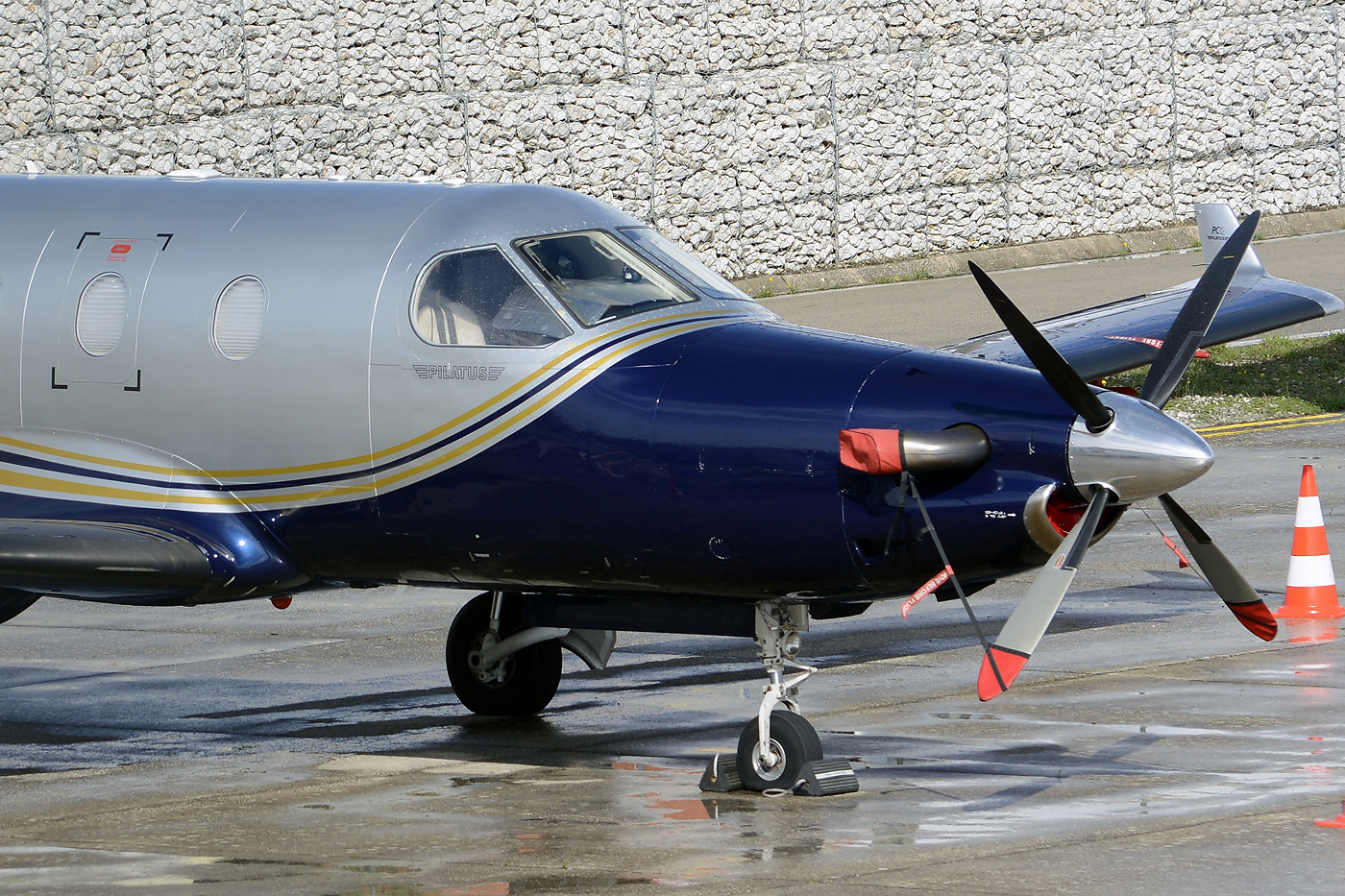 F-GRAJ · Pilatus PC-12/45 · (LPCS)