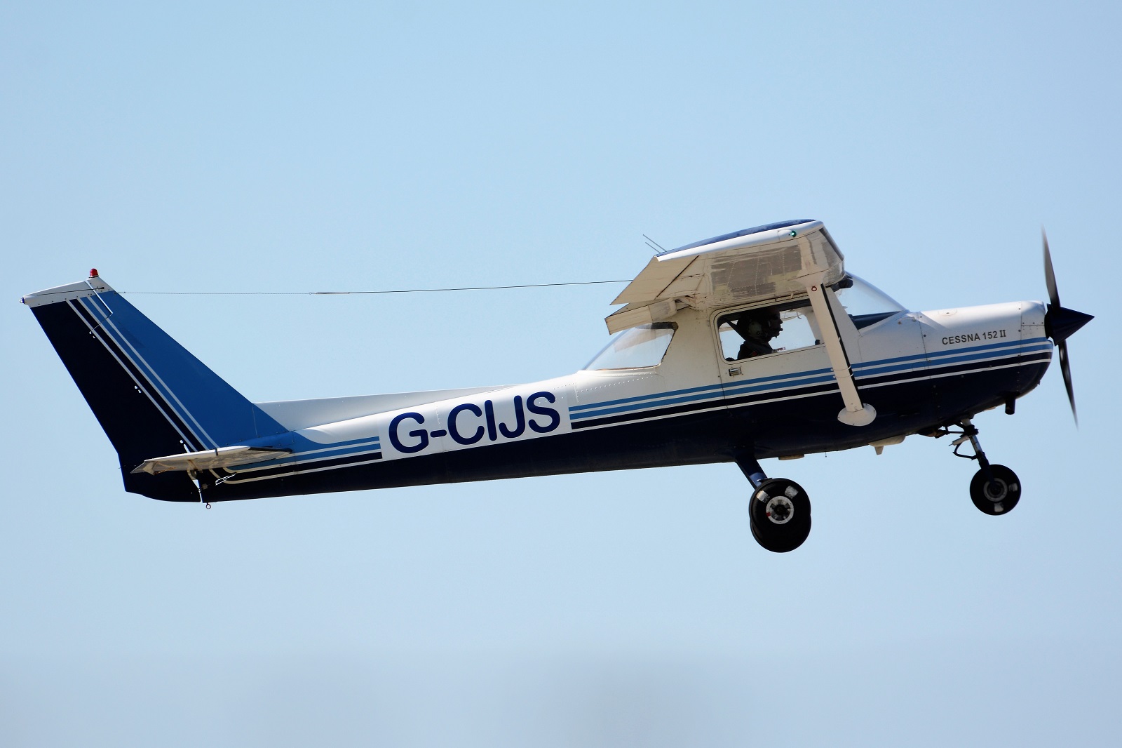 G-CIJS · Reims-Cessna F152 II · (LPCS)