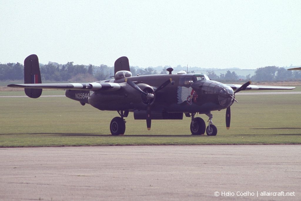 N25644 · North American B-25D Mitchell · (EGSU)