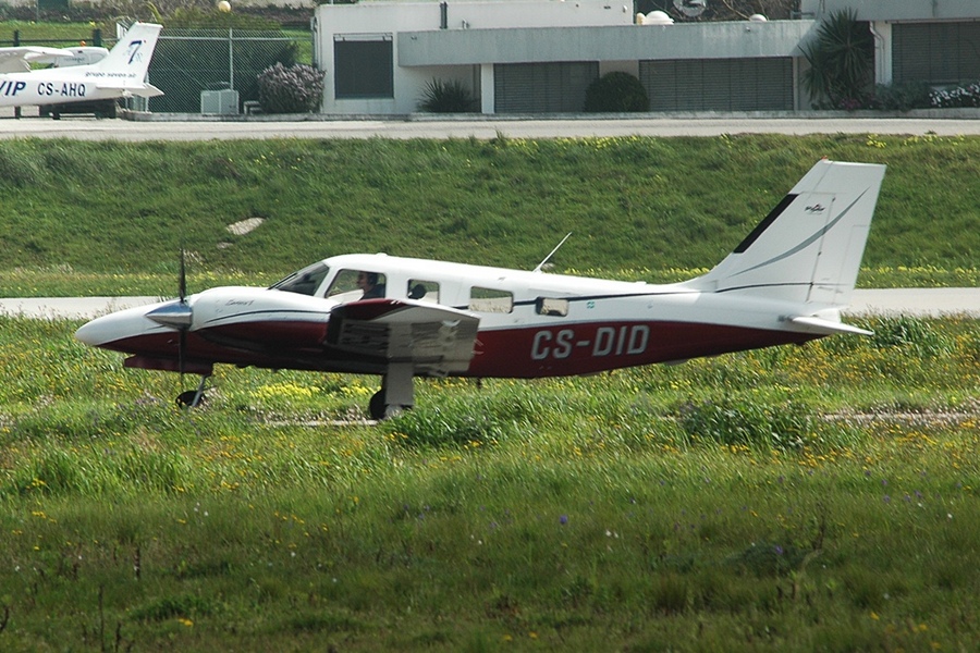 CS-DID · Piper PA-34-220T Seneca V · (LPCS)