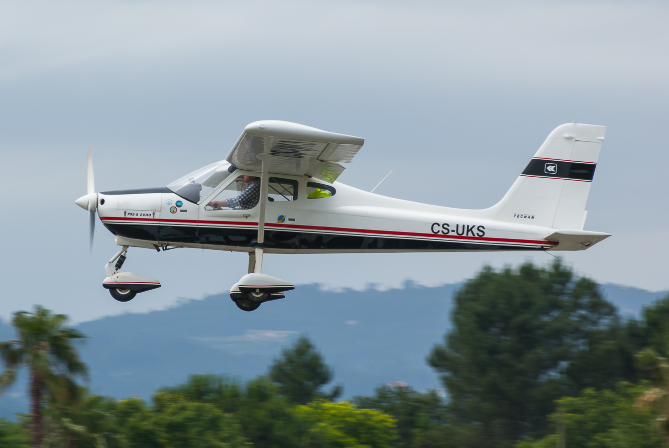 CS-UKS · Tecnam P-92 Echo Super · (BGZ / LPBR)