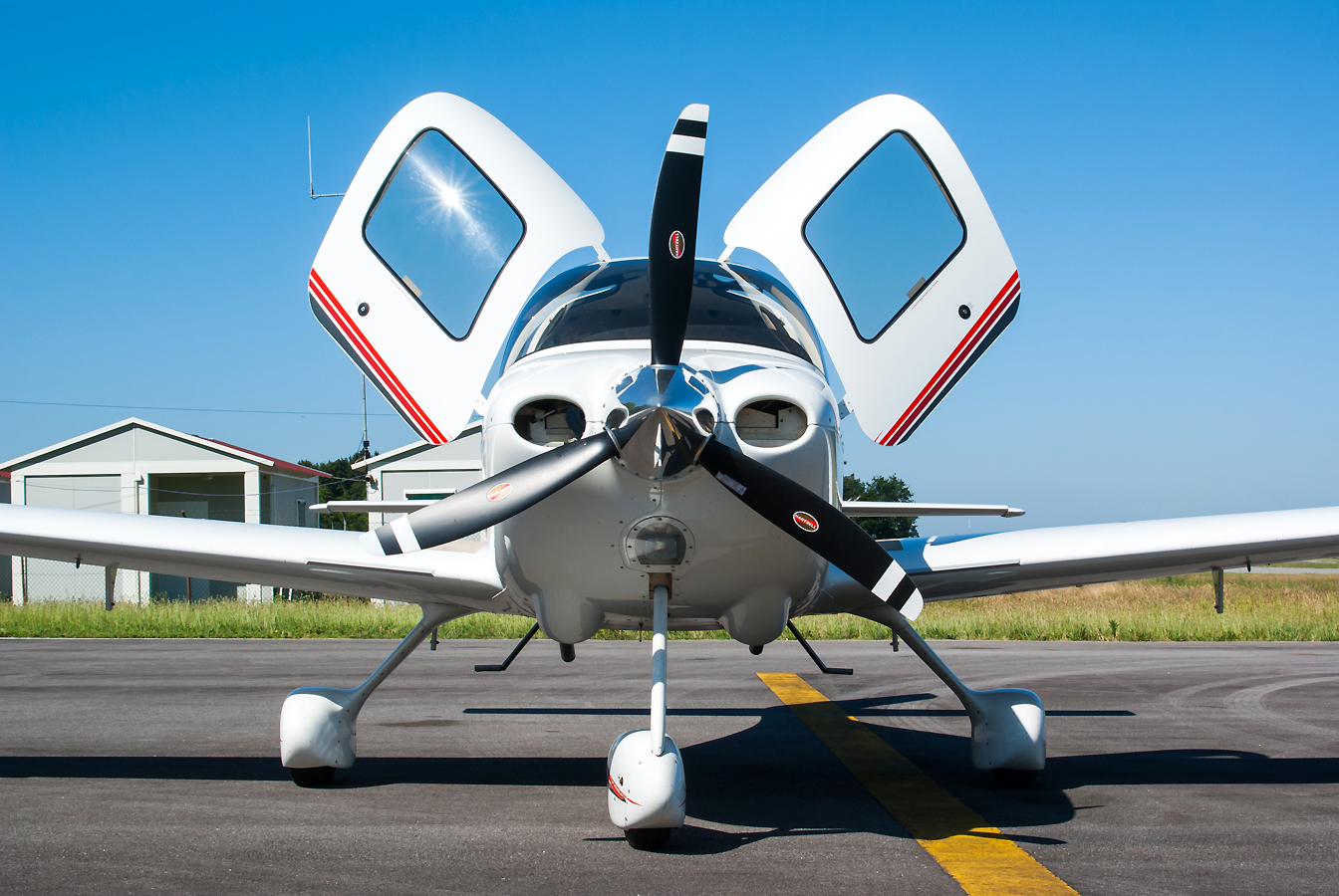 D-EPJO · Cirrus SR20 G3 · (BGZ / LPBR)