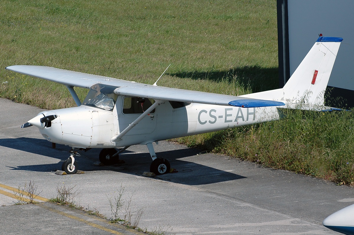 CS-EAH · Cessna 152 · (LPCS)