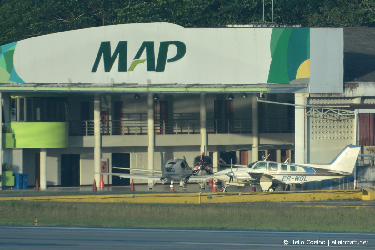 PR-WOL (TH-424) Beechcraft 58 Baron