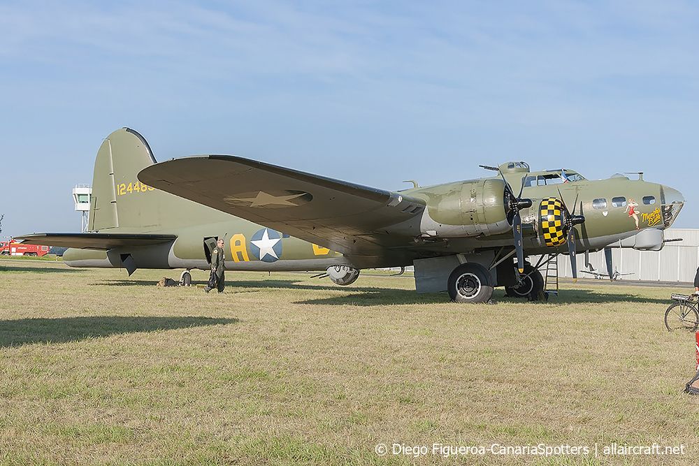 G-BEDF · Boeing B-17G Flying Fortress · (LFPM)