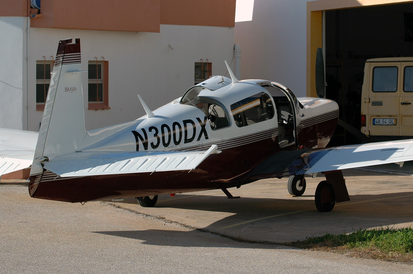 N300DX · Mooney M20M · (LPLG)