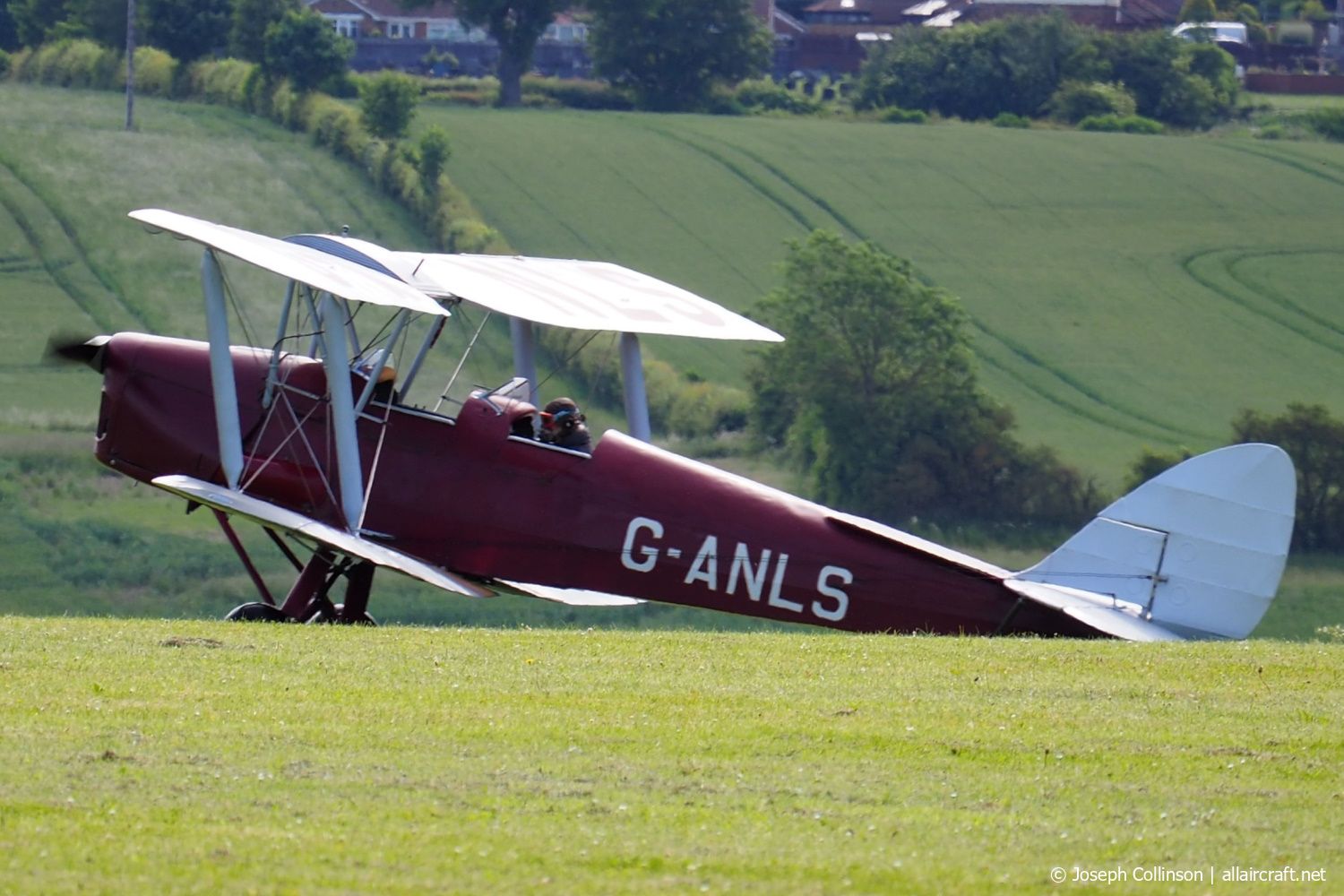 G-ANLS · De Havilland DH-82 Tiger Moth · (GB-0002)