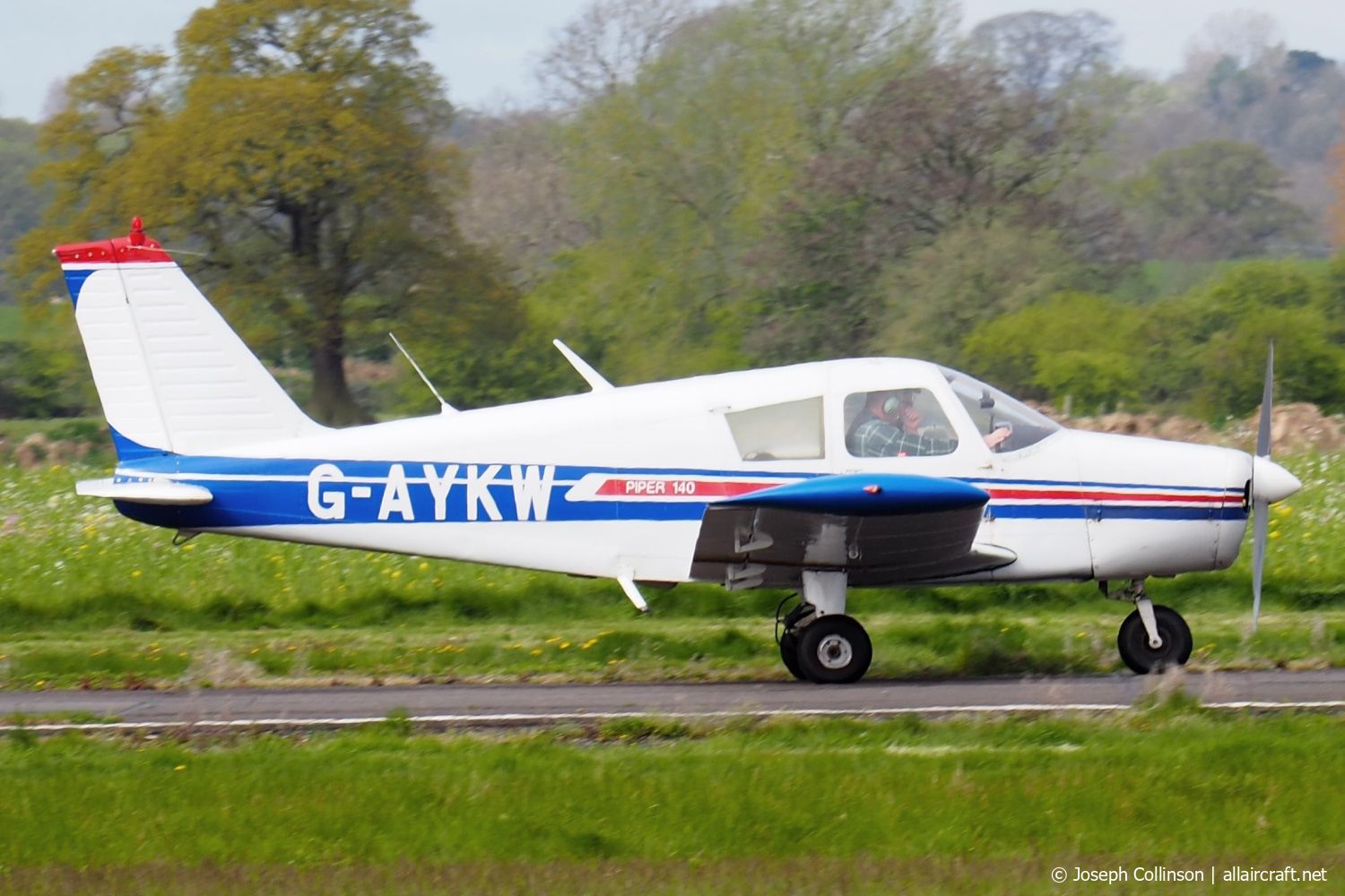 G-AYKW (28-26931) 1970 Piper PA-28-140 Cherokee
