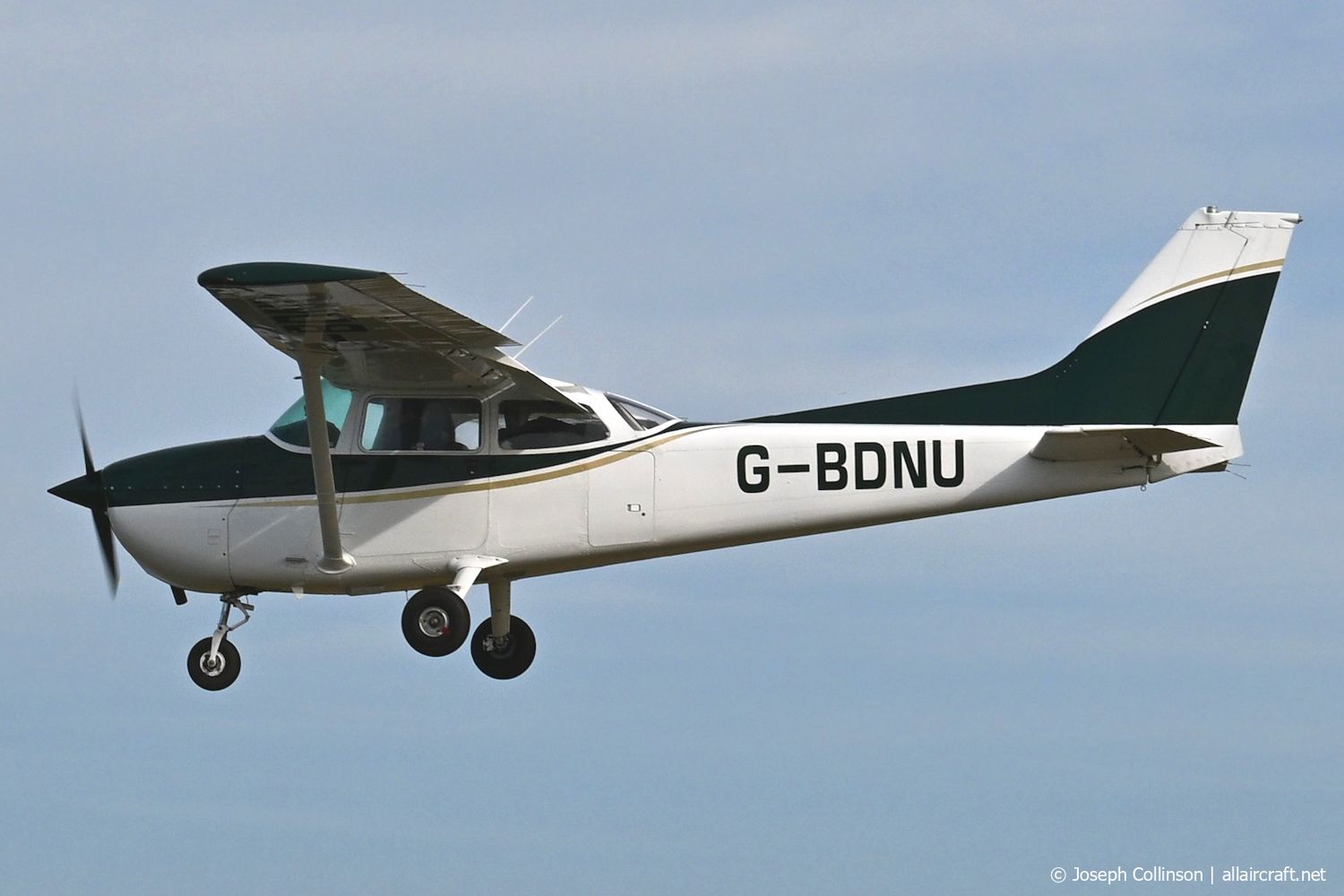 G-BDNU (1405) 1976 Reims-Cessna F172M Skyhawk