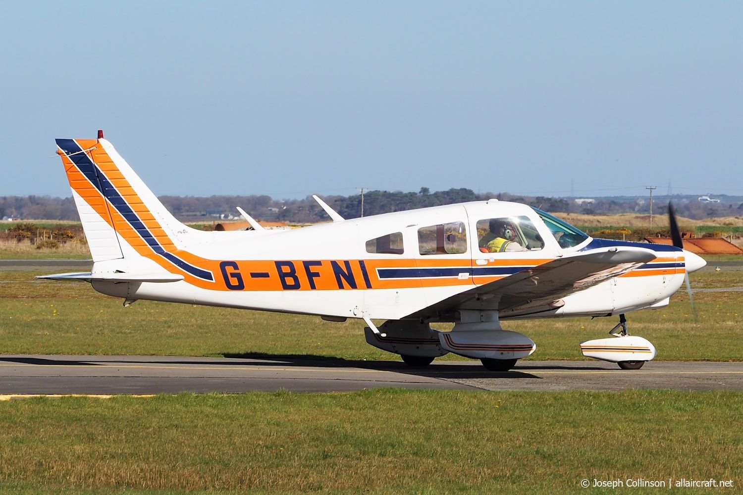 G-BFNI · Piper PA-28-161 Cherokee Warrior II · (EGCK)