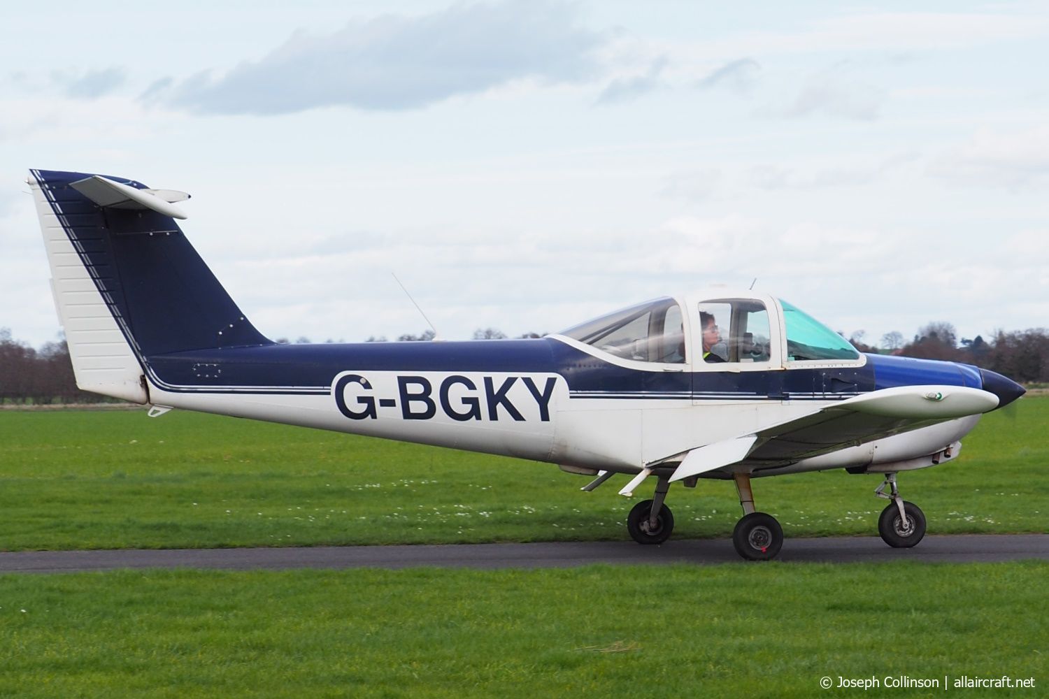 G-BGKY · Piper PA-38-112 Tomahawk · (EGCV)