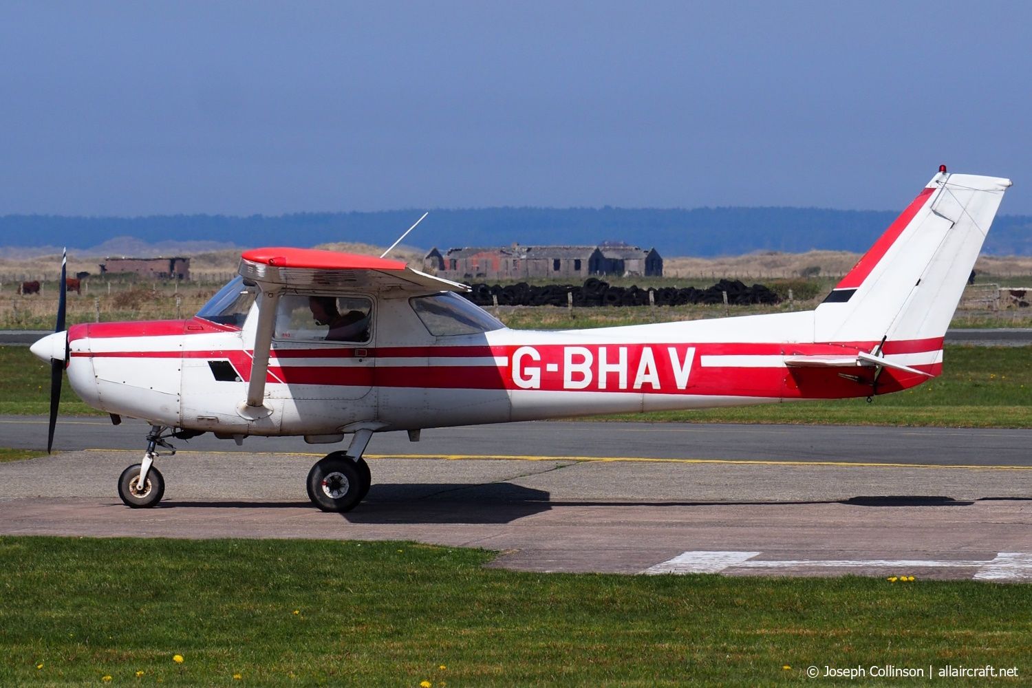 G-BHAV (1633) 1979 Reims-Cessna F152
