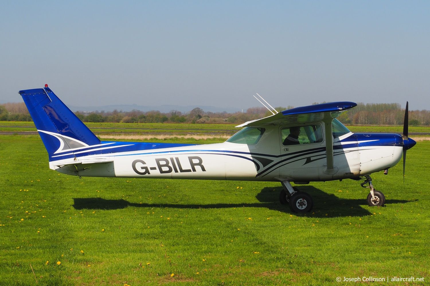 G-BILR · Cessna 152 · (EGCV)