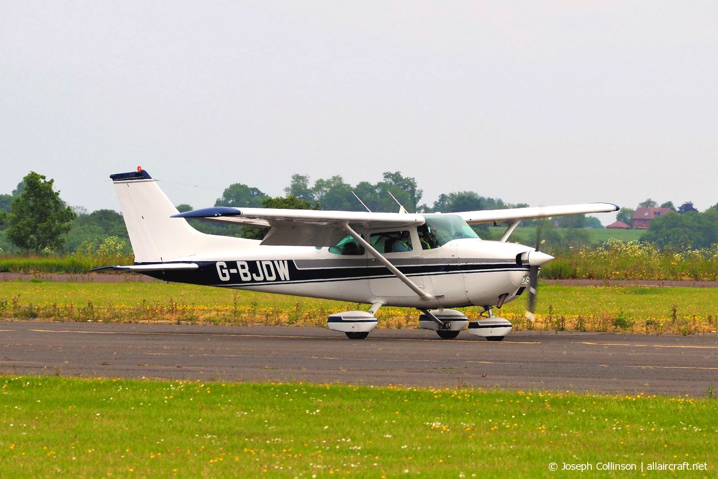 G-BJDW (1417) 1976 Reims-Cessna F172M Skyhawk