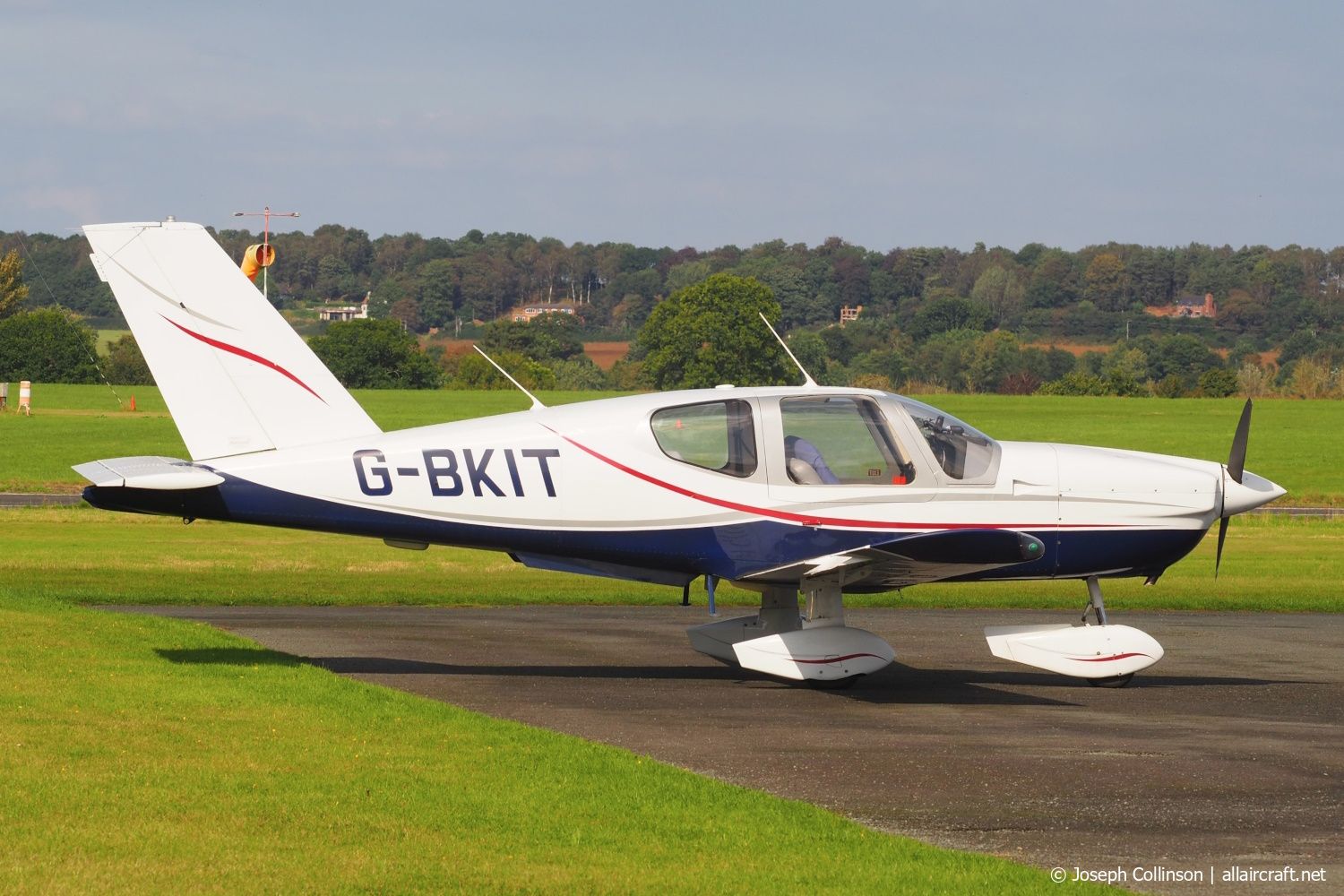 G-BKIT · Socata TB-9 Tampico · (EGBO)