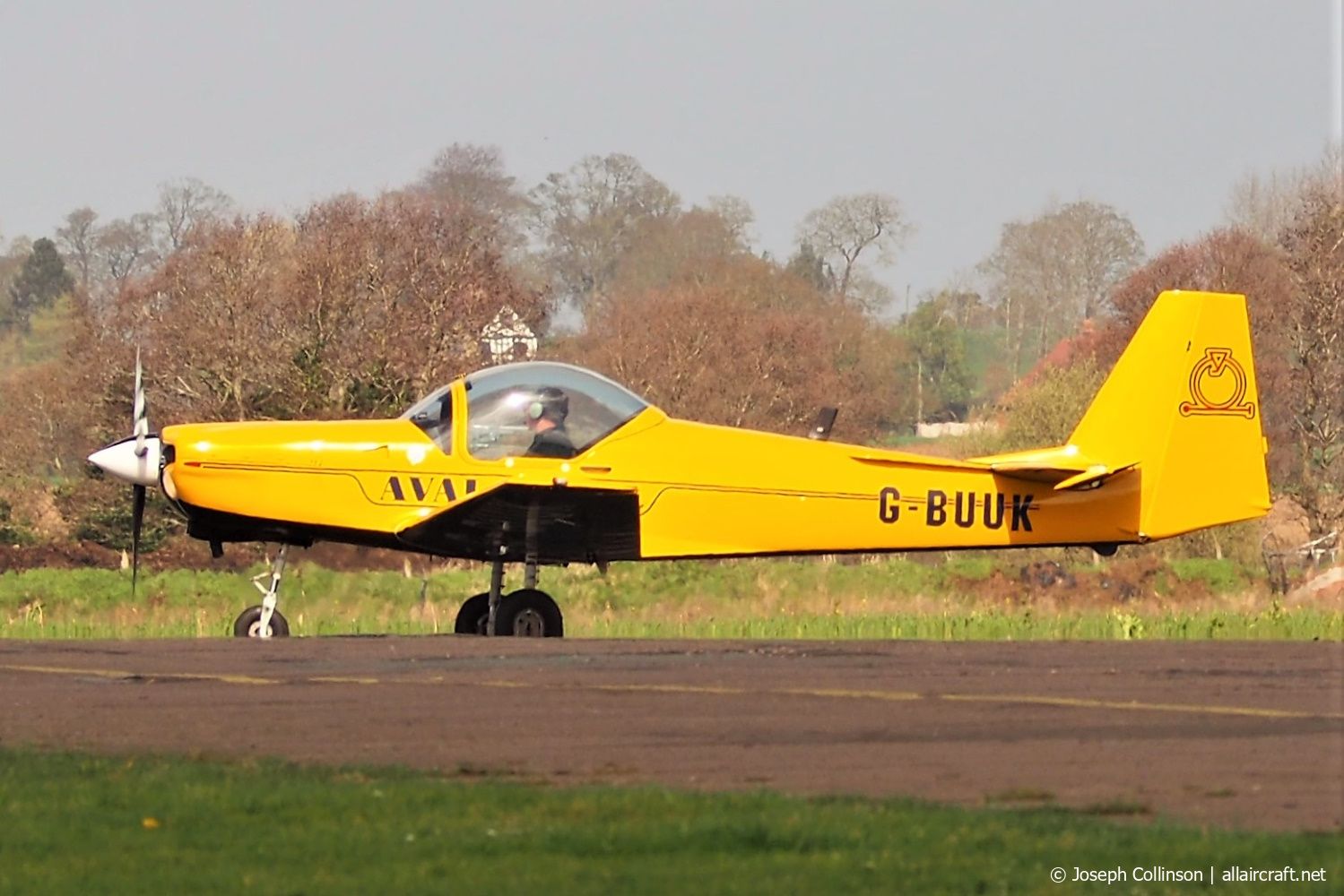 G-BUUK · Slingsby T67M Mk.2 Firefly · (EGCV)