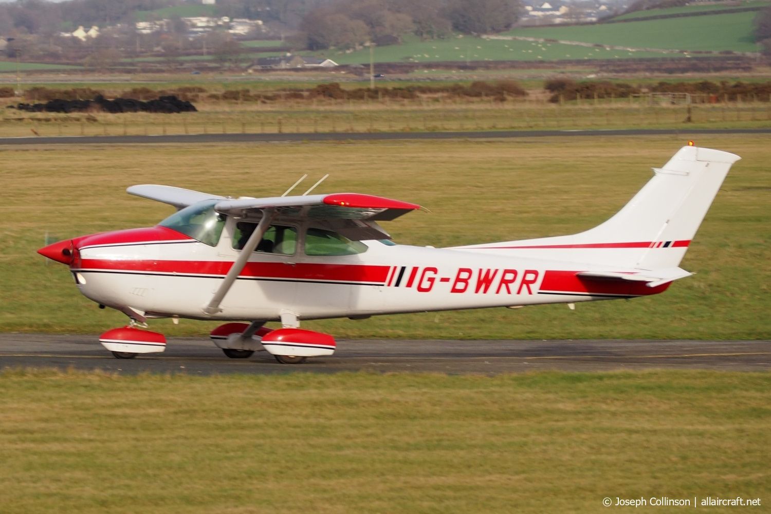 G-BWRR · Cessna 182Q Skylane · (EGCK)