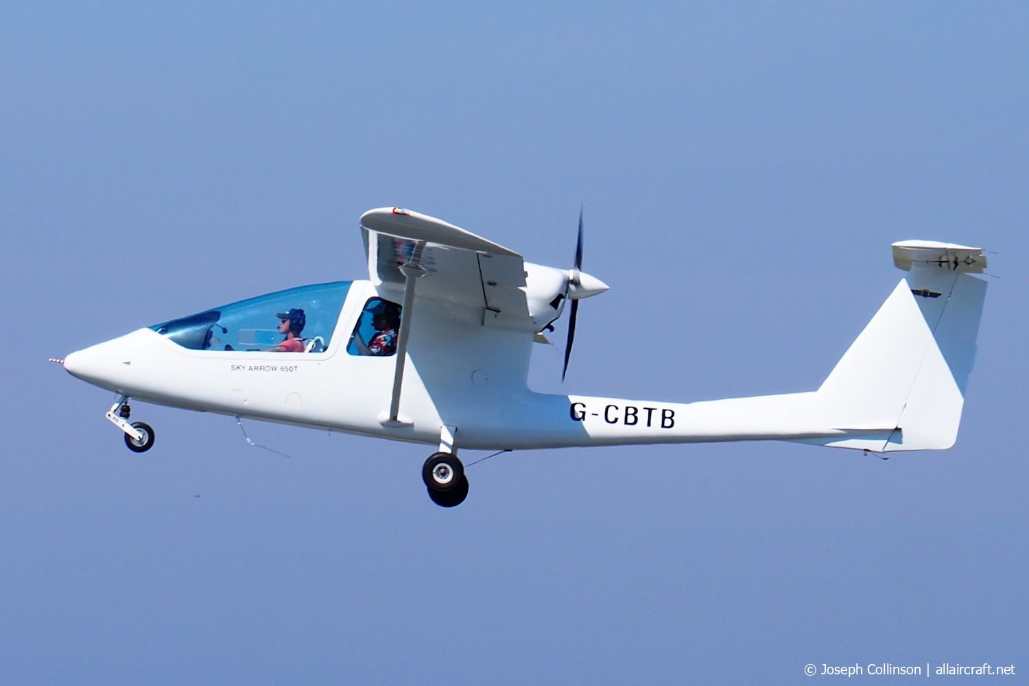 G-CBTB 2004 Sky Arrow 650 T