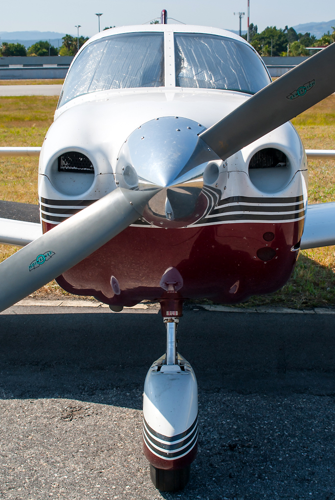 G-CIAM (2843361) 2000 Piper PA-28-181 Cherokee Archer III