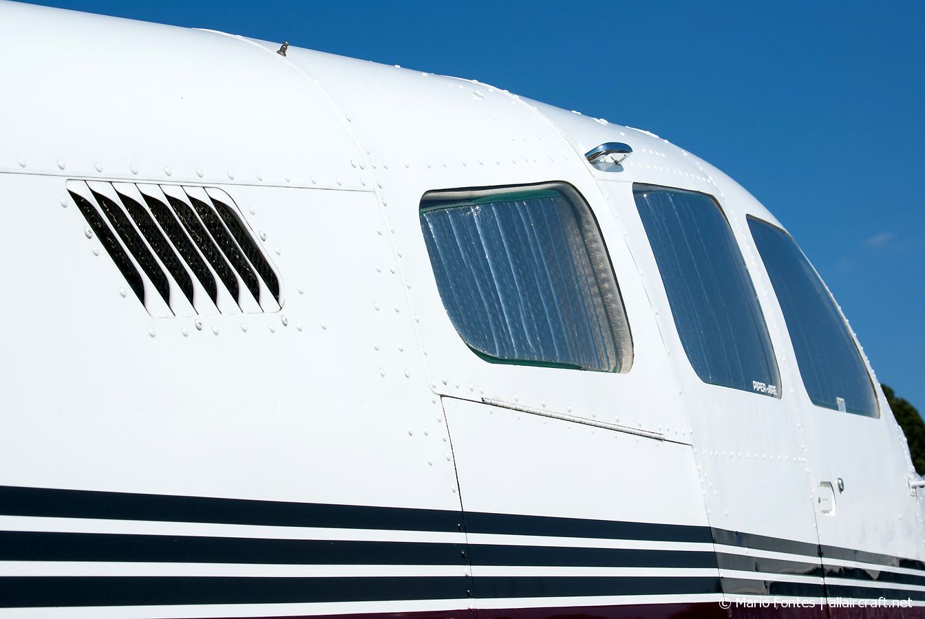 G-CIAM (2843361) 2000 Piper PA-28-181 Cherokee Archer III
