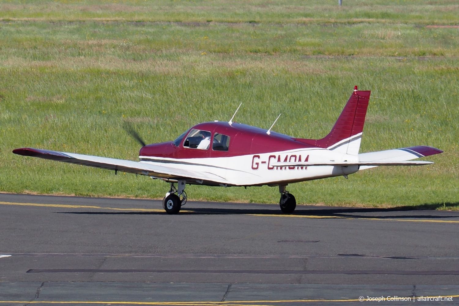 G-CMOM · Piper PA-28-161 Cadet · (GLO / EGBJ)