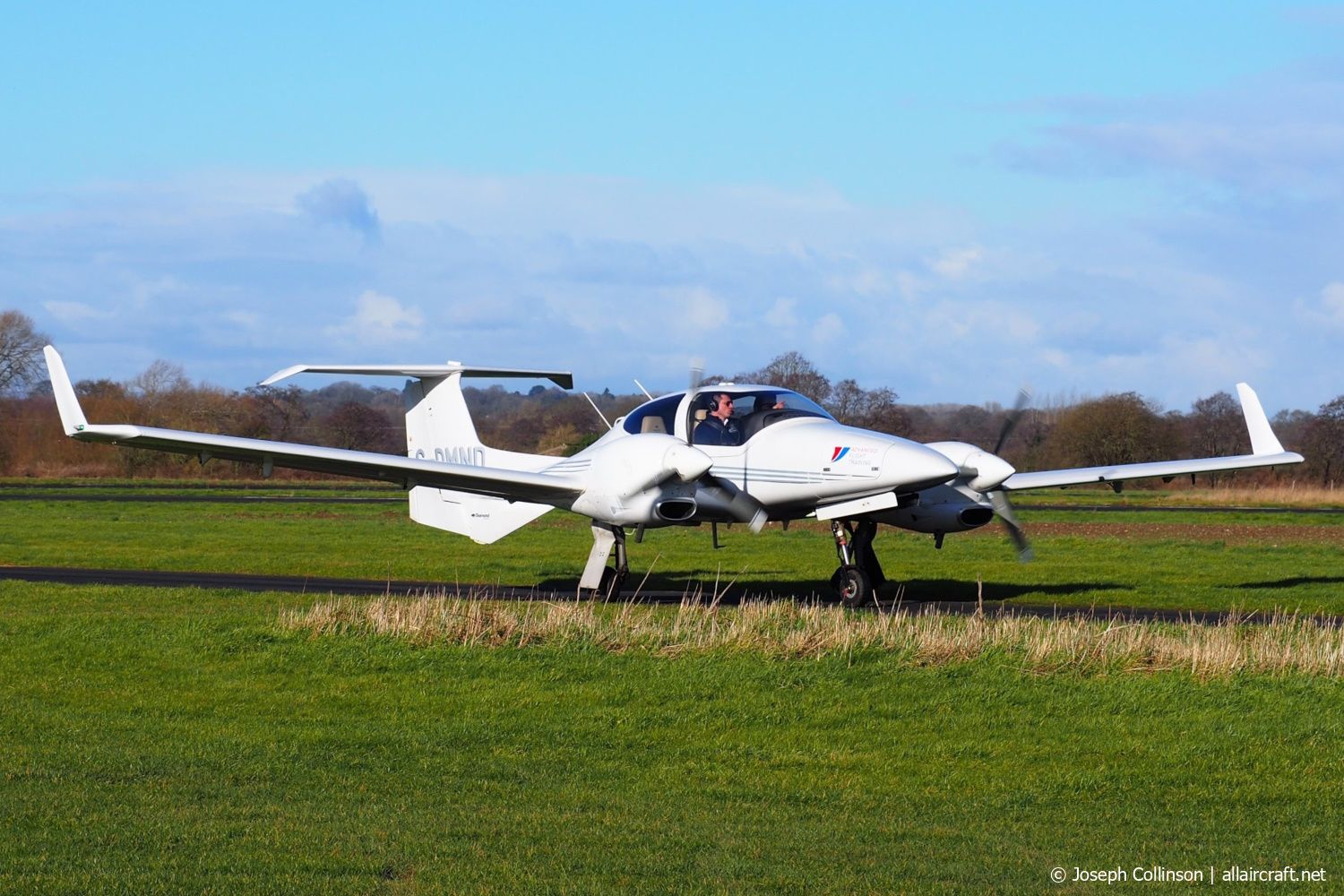 G-DMND · Diamond DA-42 Twin Star · (EGCV)