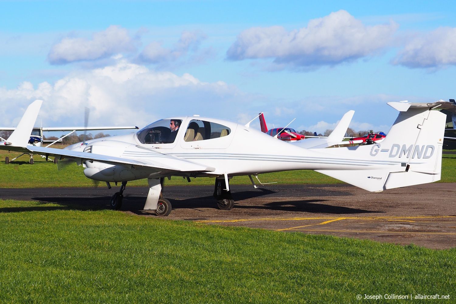 G-DMND · Diamond DA-42 Twin Star · (EGCV)