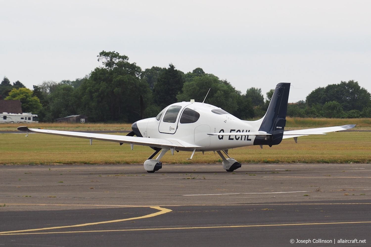 G-ECHL · Cirrus SR20 · (EGCM)