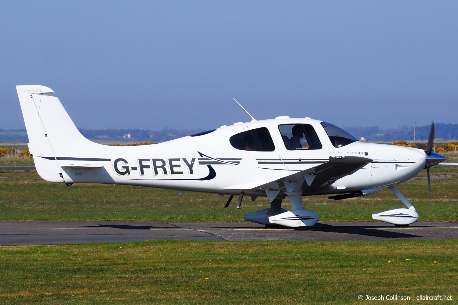 G-FREY · Cirrus SR20 · (EGCK)