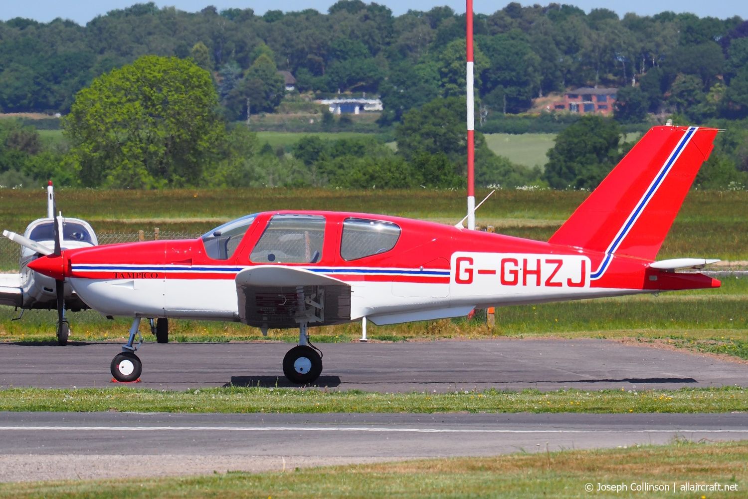 G-GHZJ · Socata TB-9 Tampico · (EGBO)